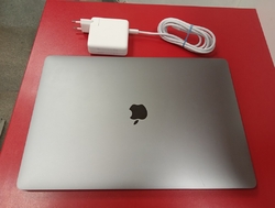 Apple MacBook Pro Touch bar 16" 2019 16GB/512GB použitý  