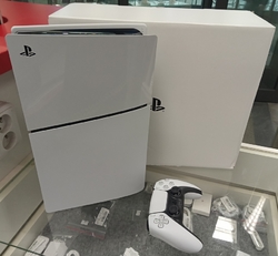 Playstation 5 PS5 Digital Slim použitý