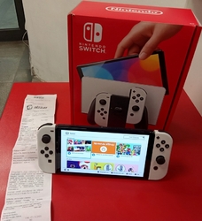 Nintendo Switch OLED záruka 12/2025 ALZA použitý