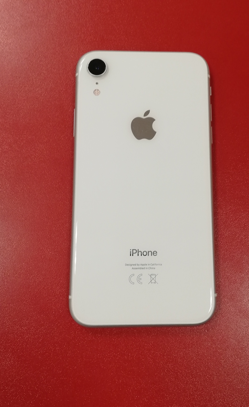 Apple iPhone XR 64GB bílý použitý